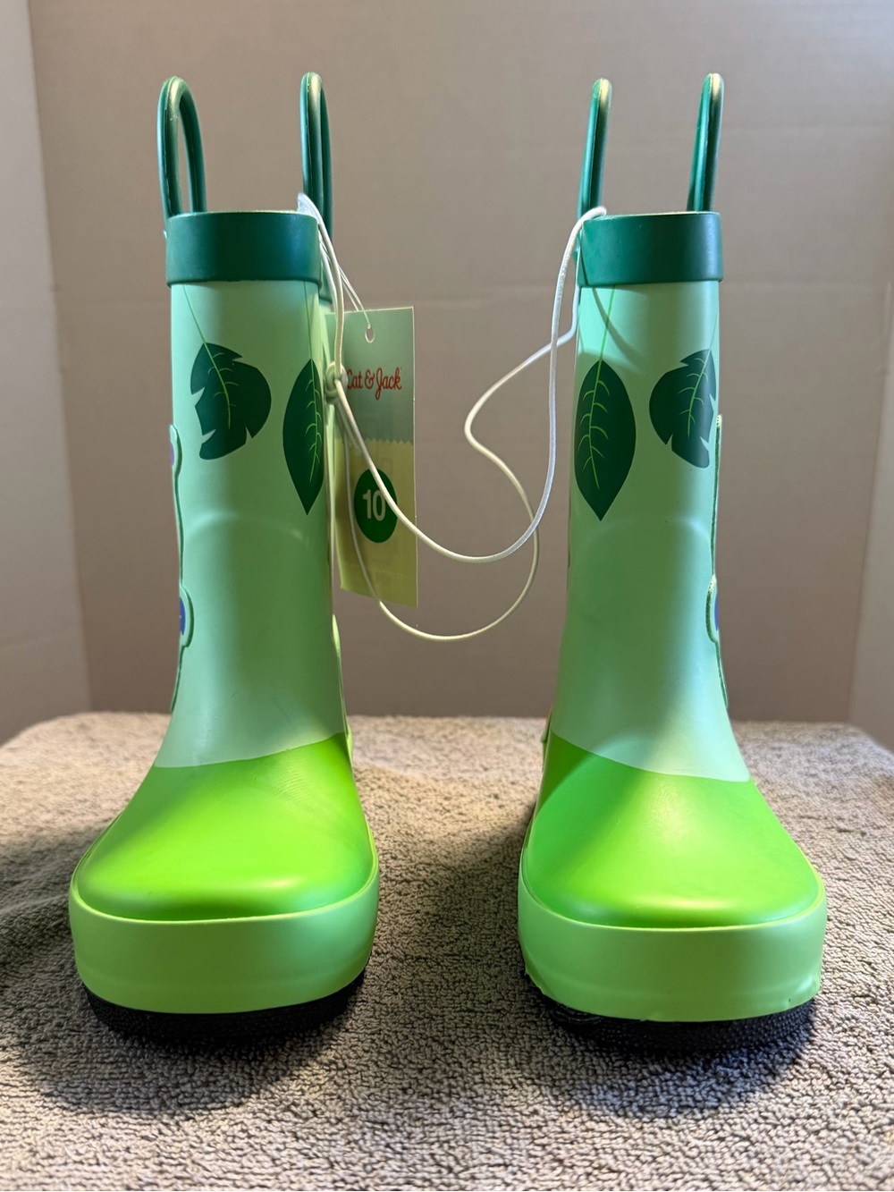 Man Made Materials Size 10 NWT Cat & Jack Rain Boots